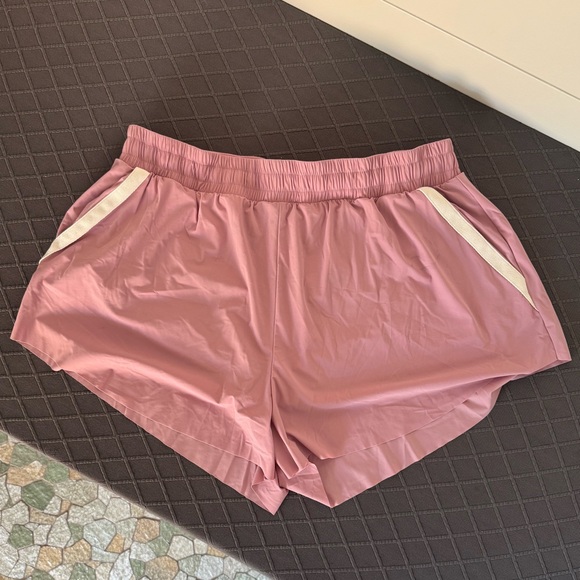 All in Motion Mauve Women's Athletic Shorts - Picture 1 of 4